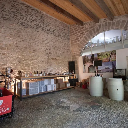 Seigneurie De Peyrat Bed & Breakfast *