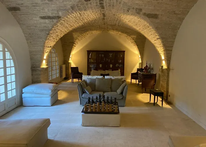 Seigneurie De Peyrat 4* Pézenas
